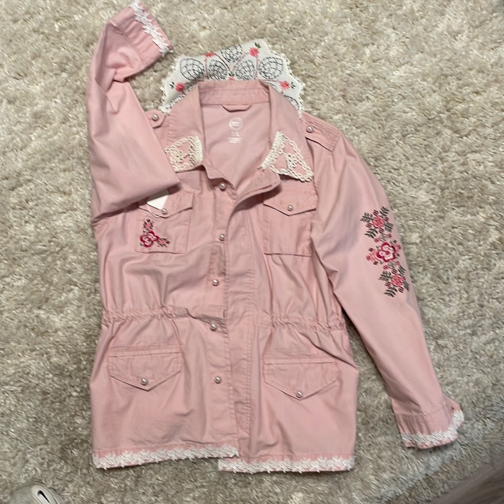 Soooo cute, soft pink light weight jacket